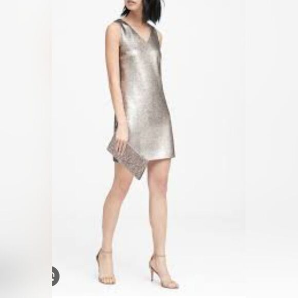 Banana Republic Dresses & Skirts - NWT Banana Republic Gold Sequin V-neck Sleeveless Sheath Dress